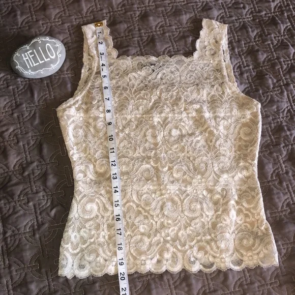 Karen Kane three tiered lace tank top - Picture 6 of 11